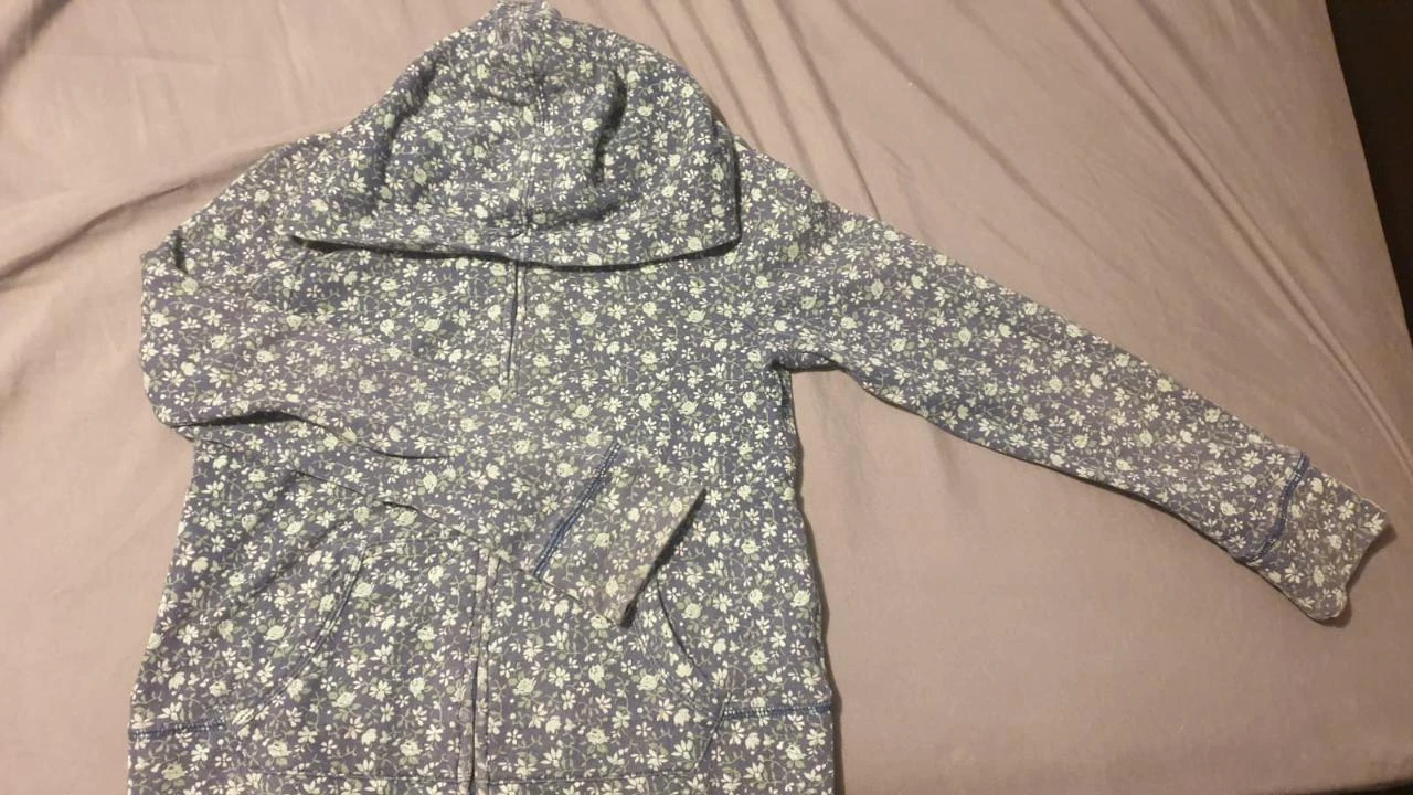 Casaco GAP Kids Azul Floral com Capuz